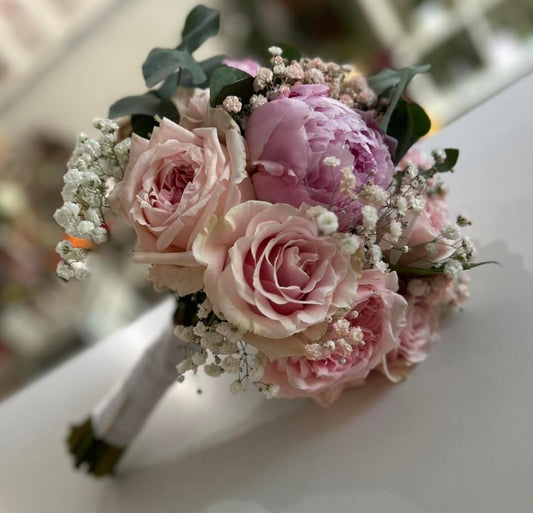Bouquets de Mariée – L’Émotion en Fleurs